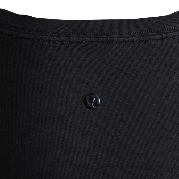 Lululemon Tee - Picture 3 of 3